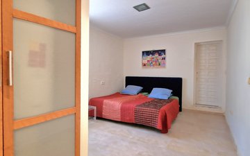 Property slide 24