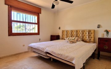 Property slide 18