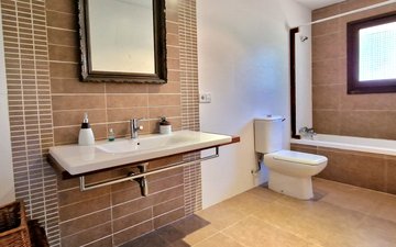 Property slide 17