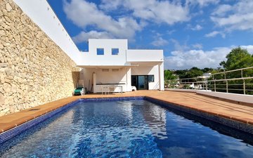 Property slide 18