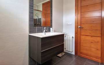 Property slide 21