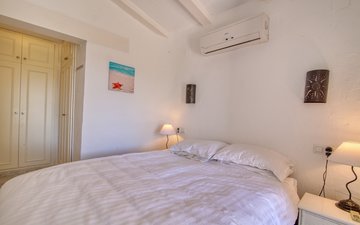 Property slide 18