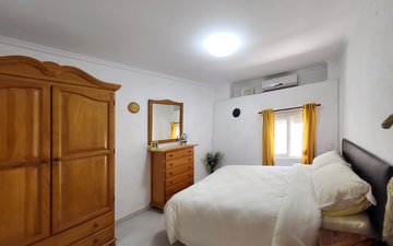 Property slide 23