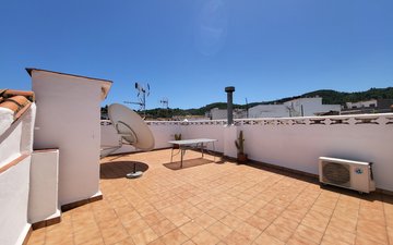 Property slide 28