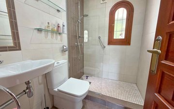 Property slide 19