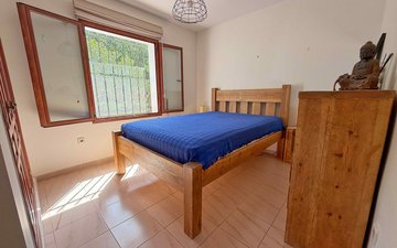 Property slide 18
