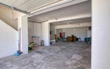 Property slide 25