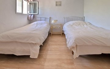 Property slide 36