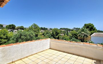 Property slide 43