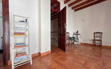 Property slide 25