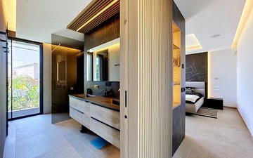 Property slide 25