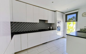 Property slide 16