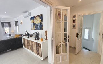 Property slide 20