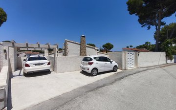 Property slide 51