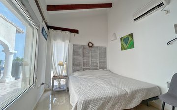 Property slide 19