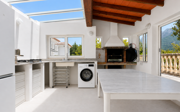 Property slide 32