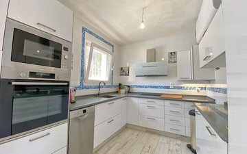 Property slide 5
