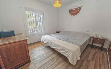 Property slide 20