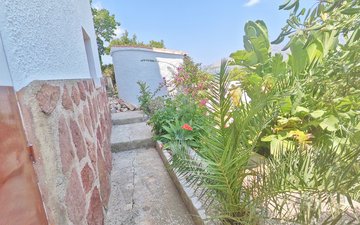 Property slide 38