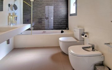 Property slide 19