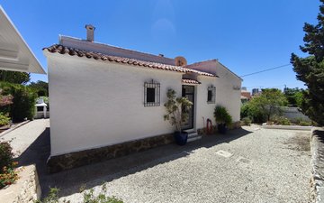 Property slide 19