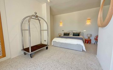 Property slide 17