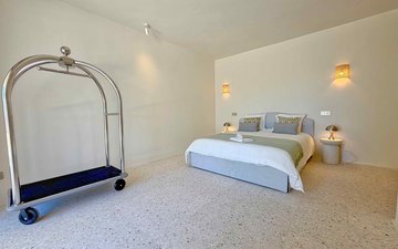 Property slide 20