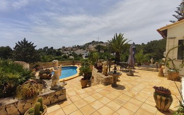 Property slide 41