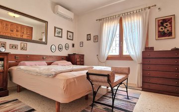 Property slide 25
