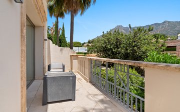 Property slide 17