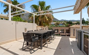 Property slide 19