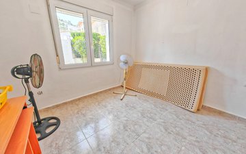 Property slide 14