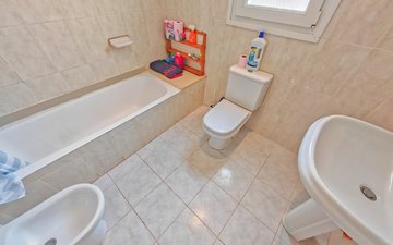 Property slide 15