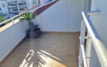 Property slide 30