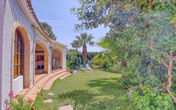 Property slide 26
