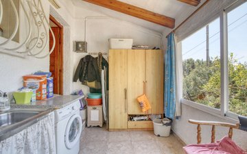 Property slide 40