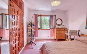 Property slide 19