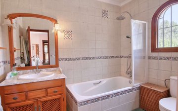 Property slide 18
