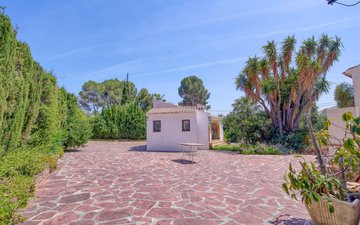 Property slide 43