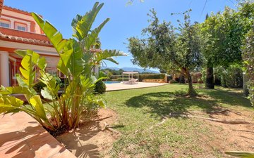 Property slide 34