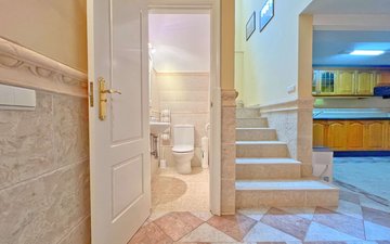 Property slide 30