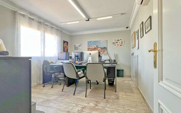 Property slide 28