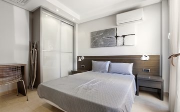 Property slide 21