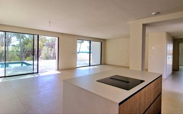 Property slide 17