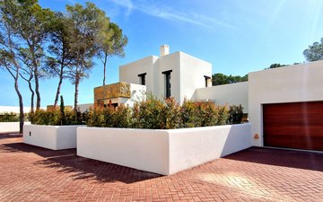 Property slide 34