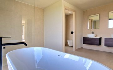 Property slide 31