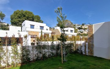 Property slide 35