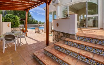 Property slide 36