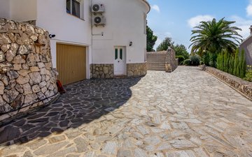 Property slide 38