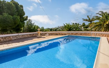 Property slide 39